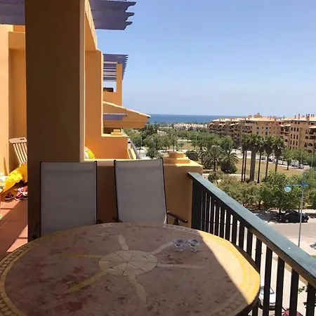 Holiday San Pedro Beachside - Almendros Apartment *